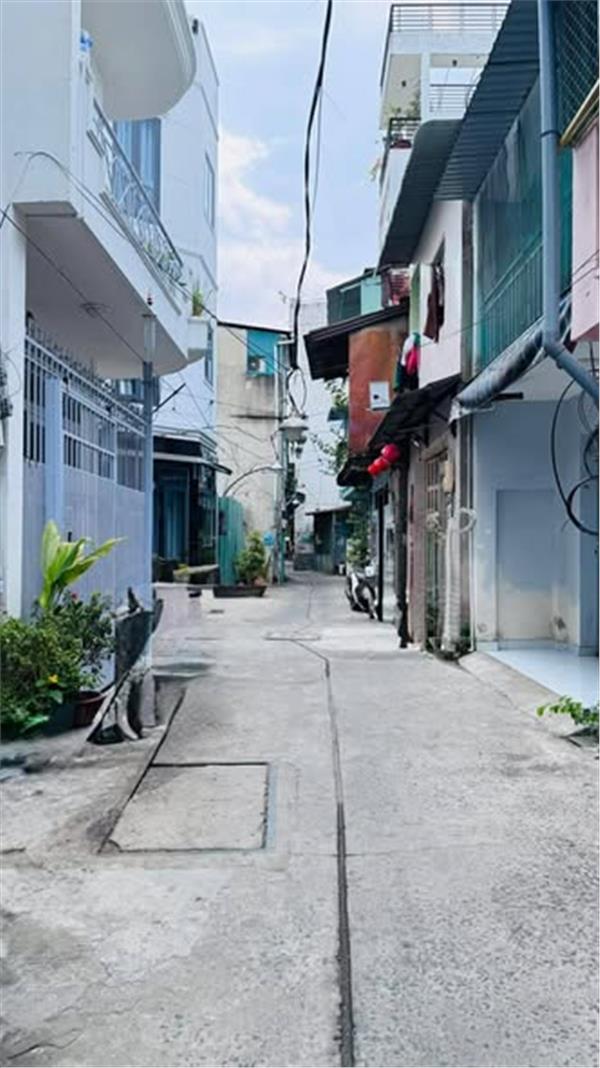  Nhà Đường Rạch Bùng Binh Phường 9 Quận 3. 