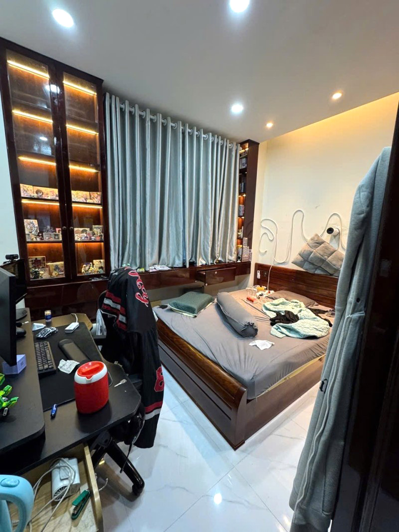  Nhà Đẹp Bình Chiểu – 61M² 4 Tầng – Hẻm Ô Tô Tránh 8M – Gần KCX Linh Trung – Giá Giảm Mạnh Còn 5.x Tỷ 