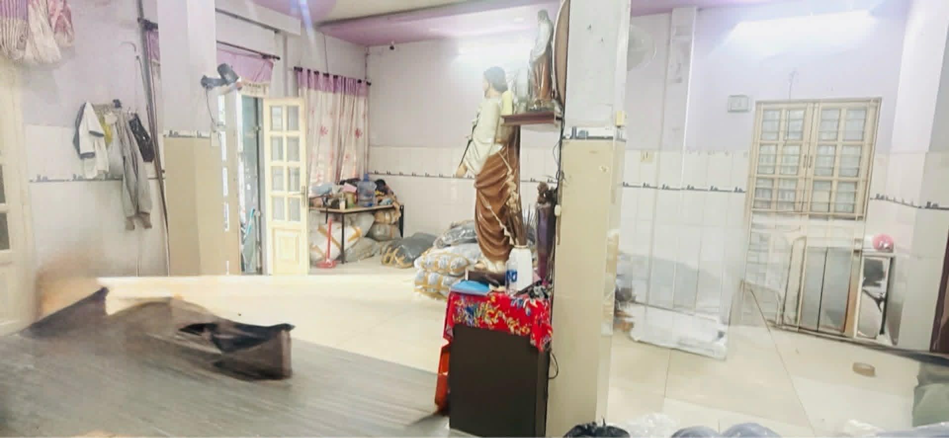  CẶP ĐÔI MTKD ĐẶNG MINH TRỨ, P. BẢY HIỀN, TÂN BÌNH - Đang cho thuê 18 triệu/tháng. 