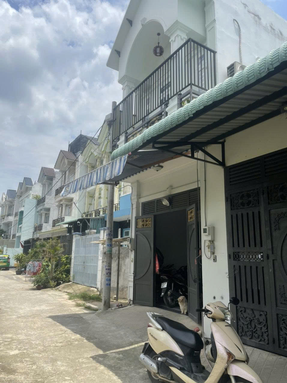  Bán nhà 1 trệt 1 lầu 4x13m giá 4,5 tỷ Đường 6m Huỳnh Thị Hai 