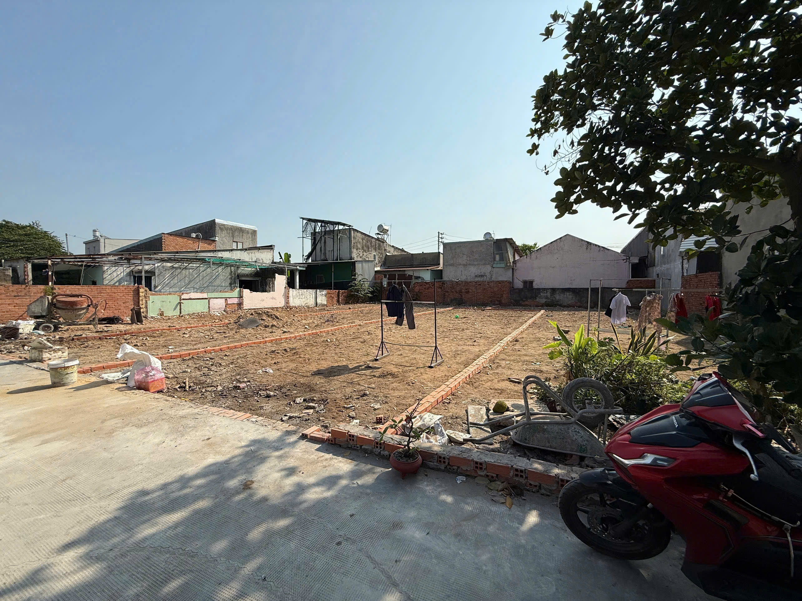  Bán đất 6x20m giá 3,45 tỷ Đường Đông Thạnh 4-2 