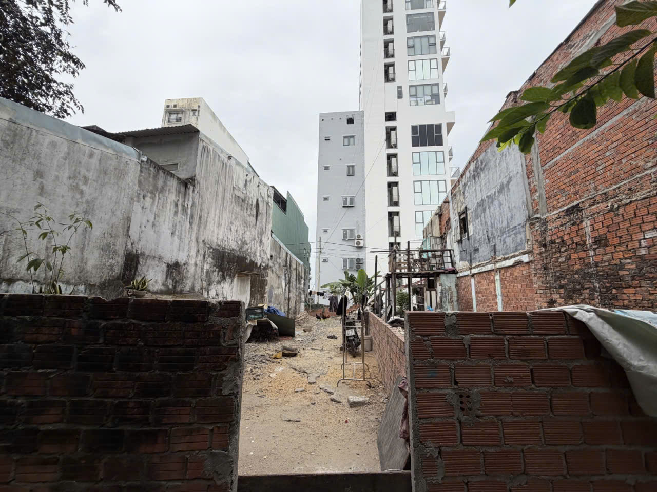  ► Đất đường Ô tô 6m đi bộ 1 phút ra Cầu Tình Yêu, Trần Hưng Đạo, 65m2, 2 mặt tiền, 6.x tỷ 