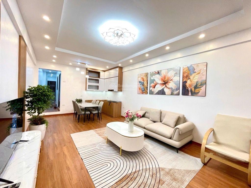  Bán nhà Lô góc phố Lê Ngọc Hân thoáng trước sau 90m² 3 ngủ ô tô đỗ nhỉnh 4,5x tỷ 