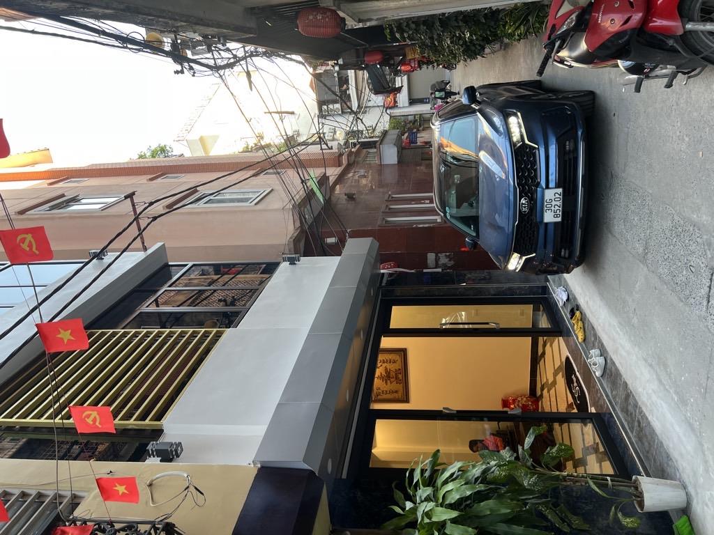  Bán nhà Lò Đúc 40m2 ngõ to đẹp, gần phố, nhà mới oto 4 ngủ chỉ nhỉnh 8,5 tỷ 