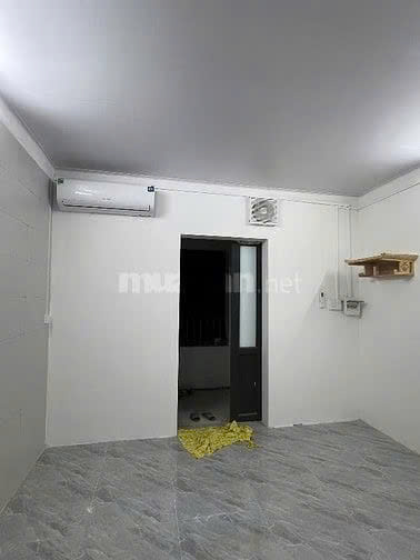  Cho thuê căn hộ mới đẹp, đủ nội thất khu  tập thể cán bộ nhân viên trường xiếc Việt Nam 