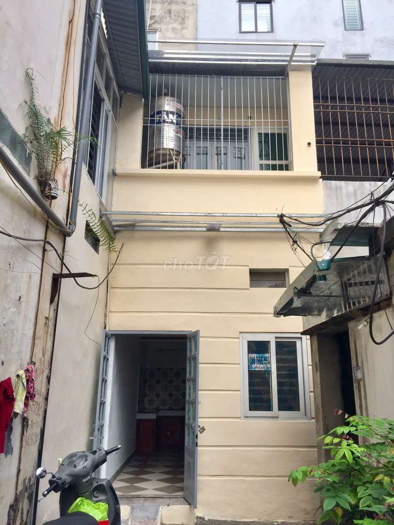  Cho thuê nhà riêng 2 tầng (20mx2) tại ngõ 285 Nguyễn Văn Cừ, Long Biên, Hà Nội 