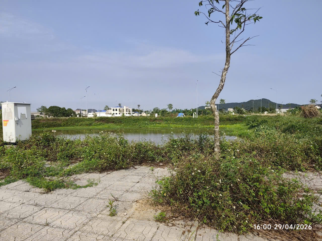  Bán lô đất 120m2  ( mặt tiền 6m ) Tại Phường Đông Tiến – Thanh Hoá. 