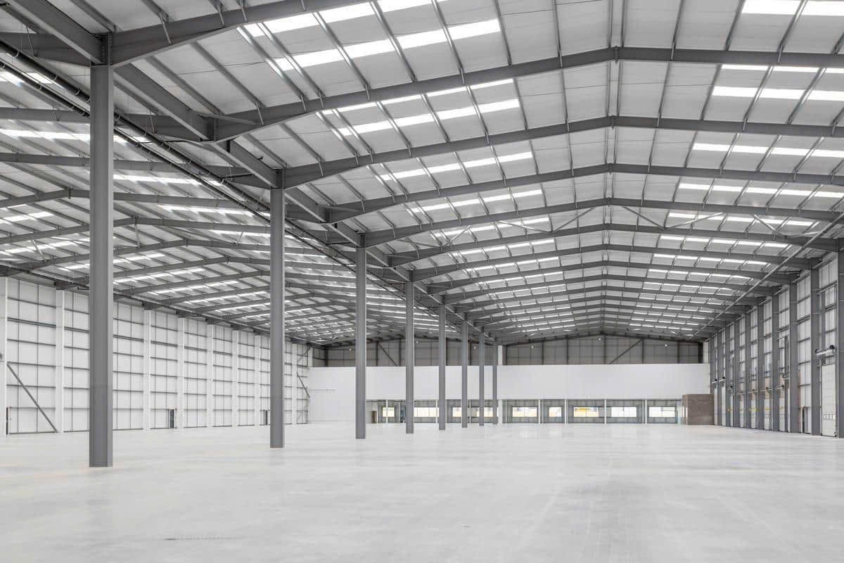  Cho Thuê Nhà Xưởng  có diện tích gần 180m2 -> 500m2 Tại Xã Bình Minh – TP Hà Nội 