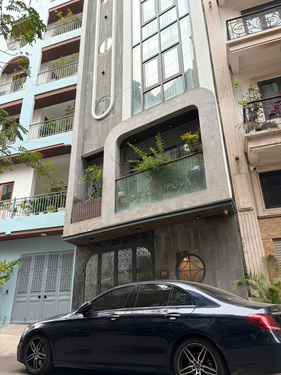  BÁN NHÀ LẠC LONG QUÂN, PHÂN LÔ Ô TÔ VÀO NHÀ, 6 TẦNG THANG MÁY, CHỈ 20 TỶ 