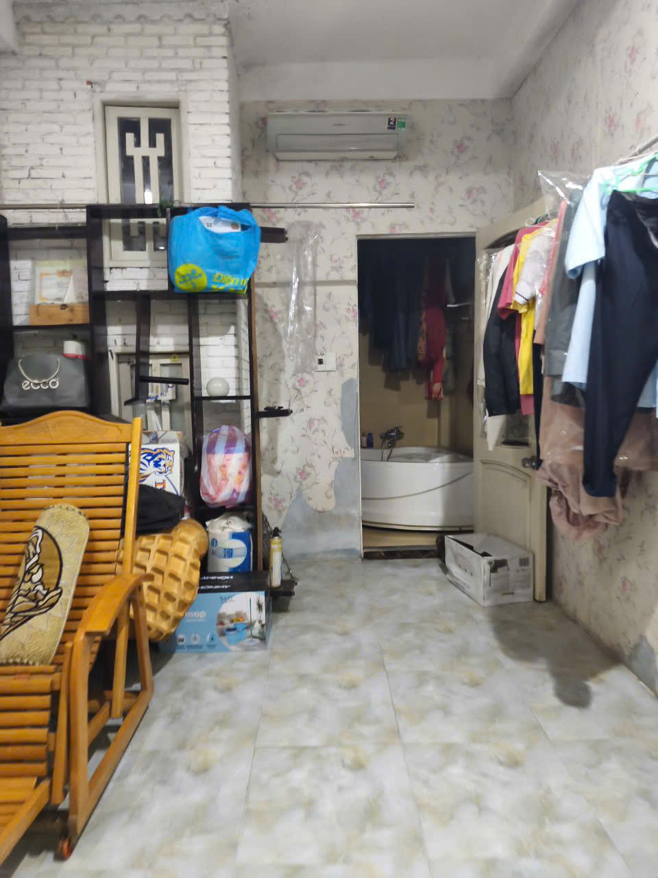  ♪ 2.x tỷ Nhà gần Núi Thành Hellio, 40.7m2, 3 mê đúc + Tum, 3PN rộng thoáng sân thượng full. 