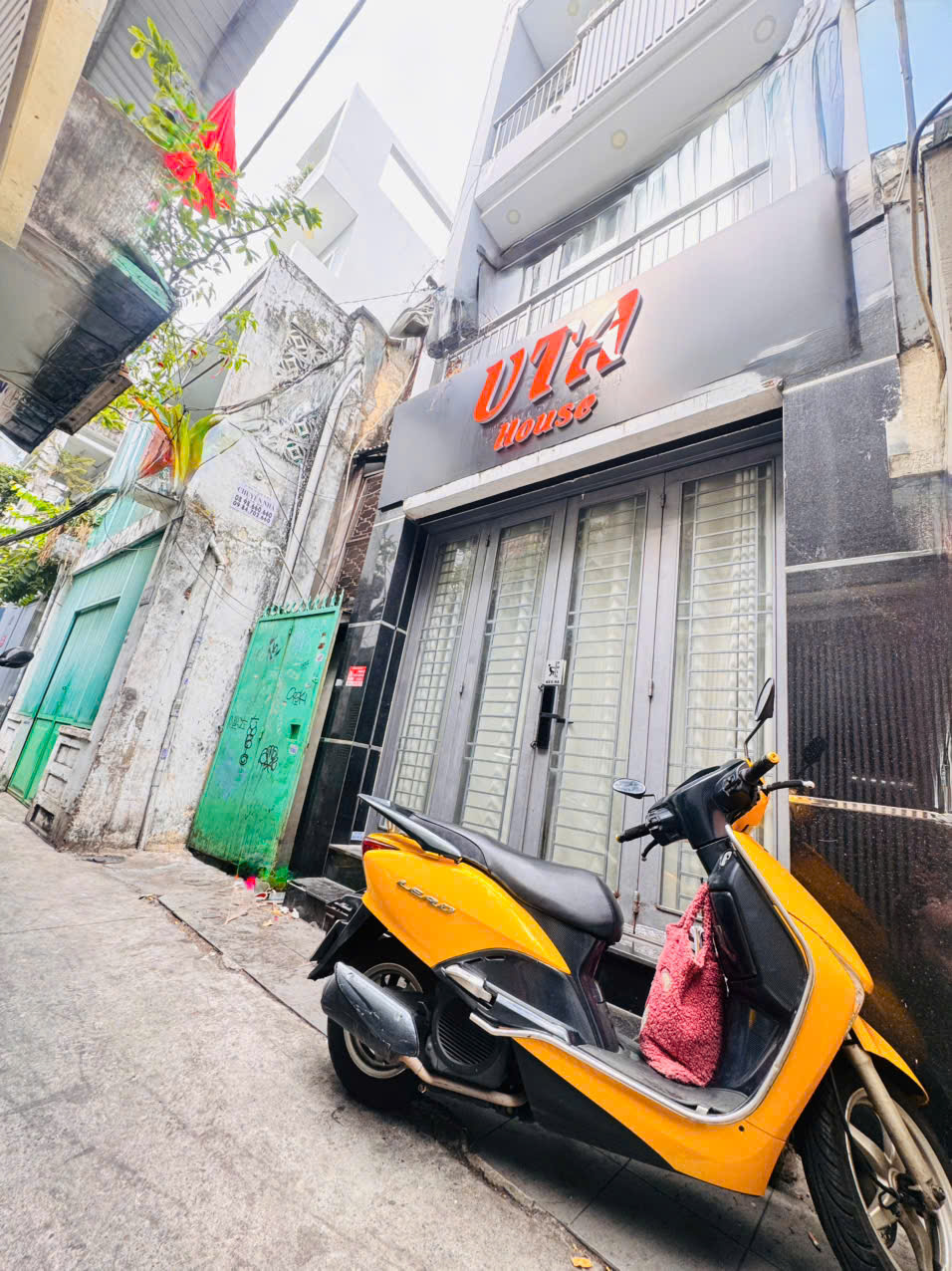  CHỦ 1 ĐỜI XƯA BÁN NHÀ 2 TẦNG MẶT TIỀN HXH Đ.BÙI VIỆN, P.PHẠM NGŨ LÃO, QUẬN 1- DT 63M2 NGANG LỚN 5,4M*12,4M- CHỈ 11T- 0938676685 GIANG GIANG 