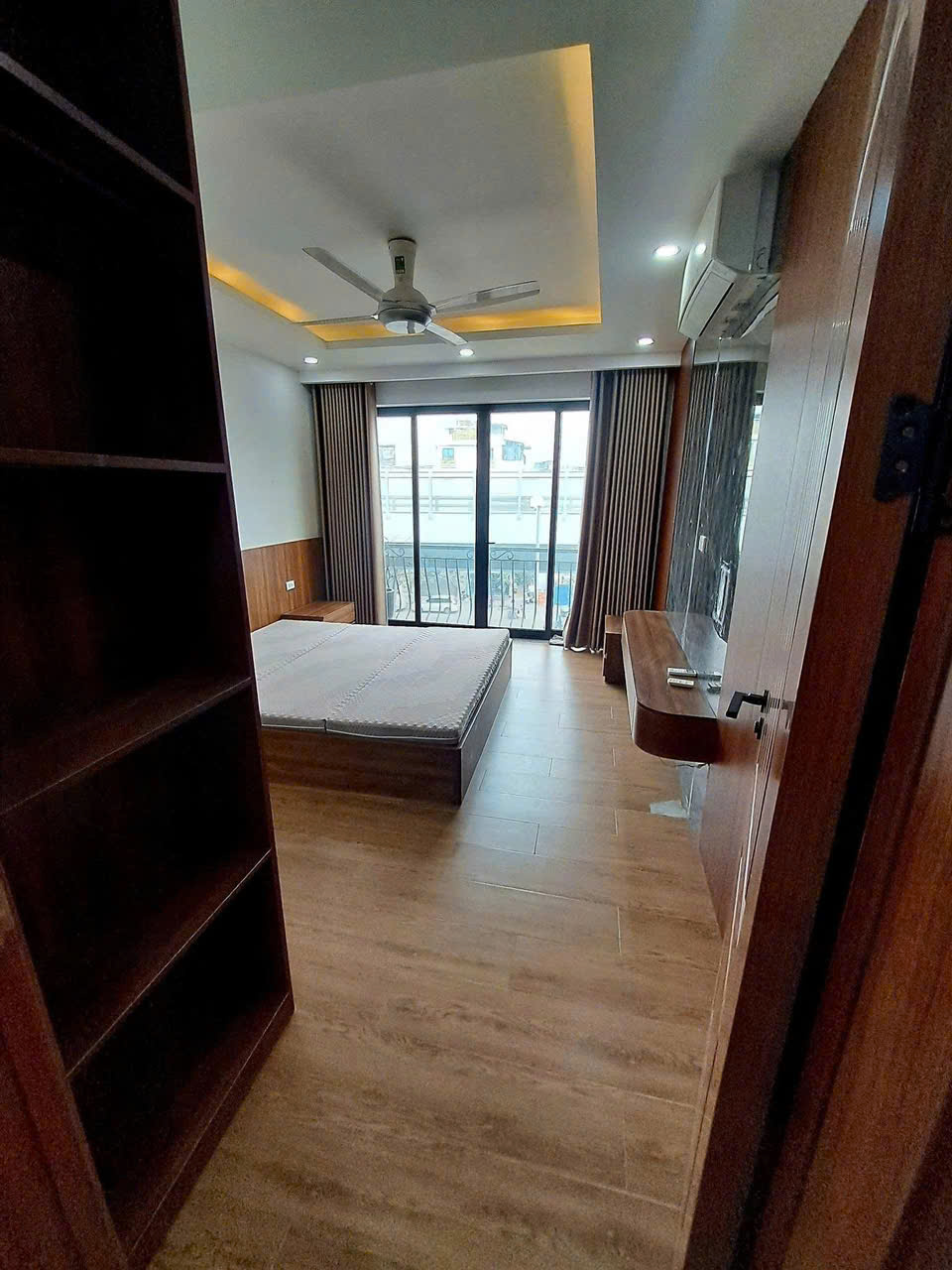 CHO THUÊ CĂN HỘ 2N1K 70M2 TẠI MINH KHAI, HAI BÀ TRƯNG, HÀ NỘI GIÁ 11TR 