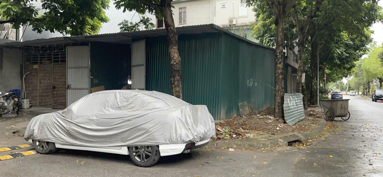  CHO THUÊ XƯỞNG 200m2 TẠI KHU ĐÔ THỊ XA LA, HÀ ĐÔNG, HÀ NỘI GIÁ 19TR/ THÁNG 