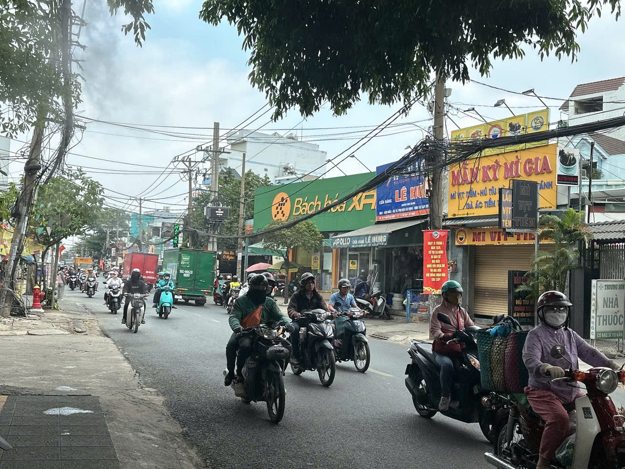  Bán MTKD Phạm Văn Chiêu DT lớn 333m2 ngang 9m cấp 4 tiện xây tòa nhà KD đa nghề chỉ 39 tỷ. 