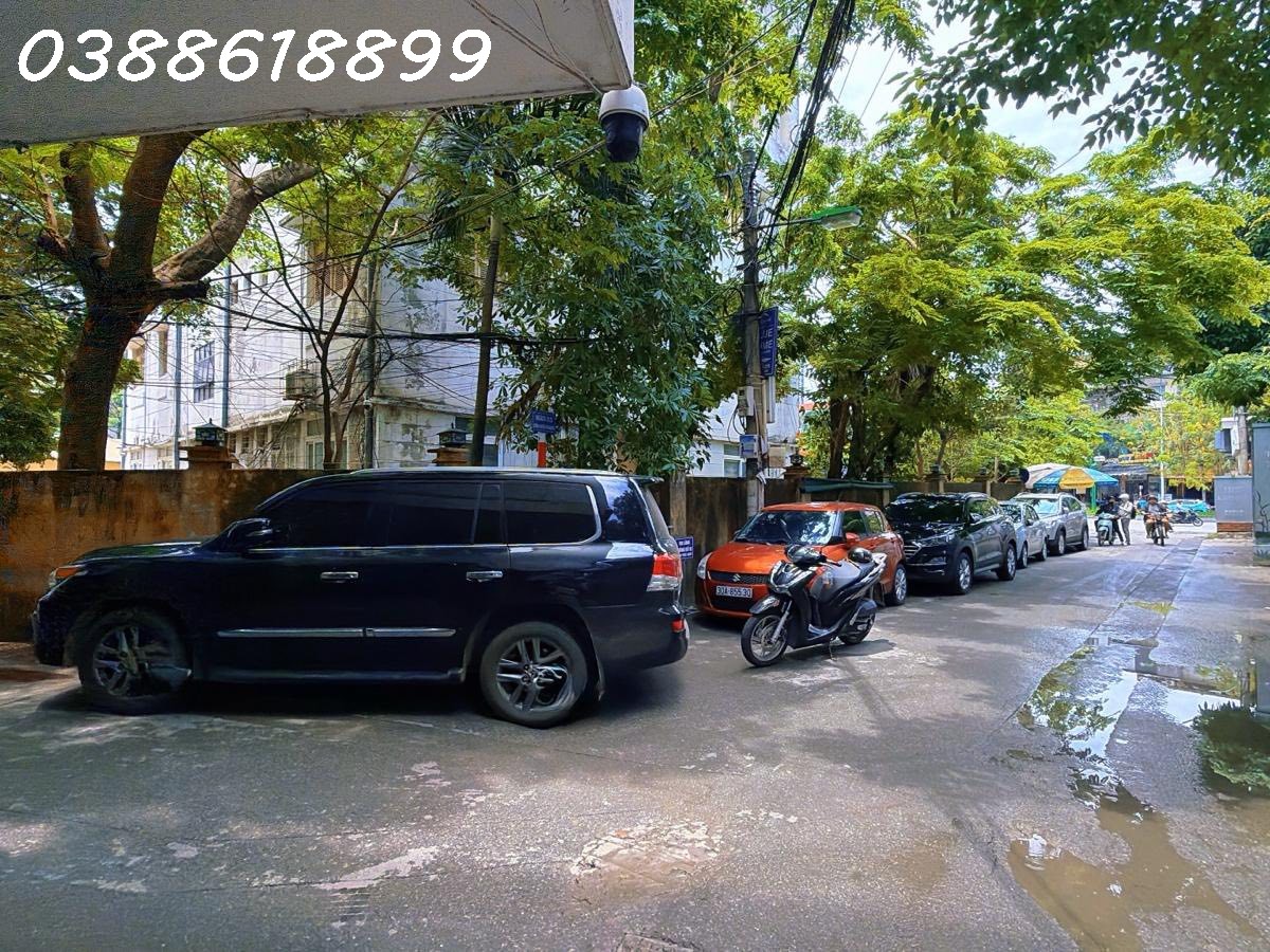  ????LÔ GÓC NGUYỄN VĂN HUYÊN - Ô TÔ TRÁNH - NGÕ THÔNG - 8 TẦNG TM - KINH DOANH 