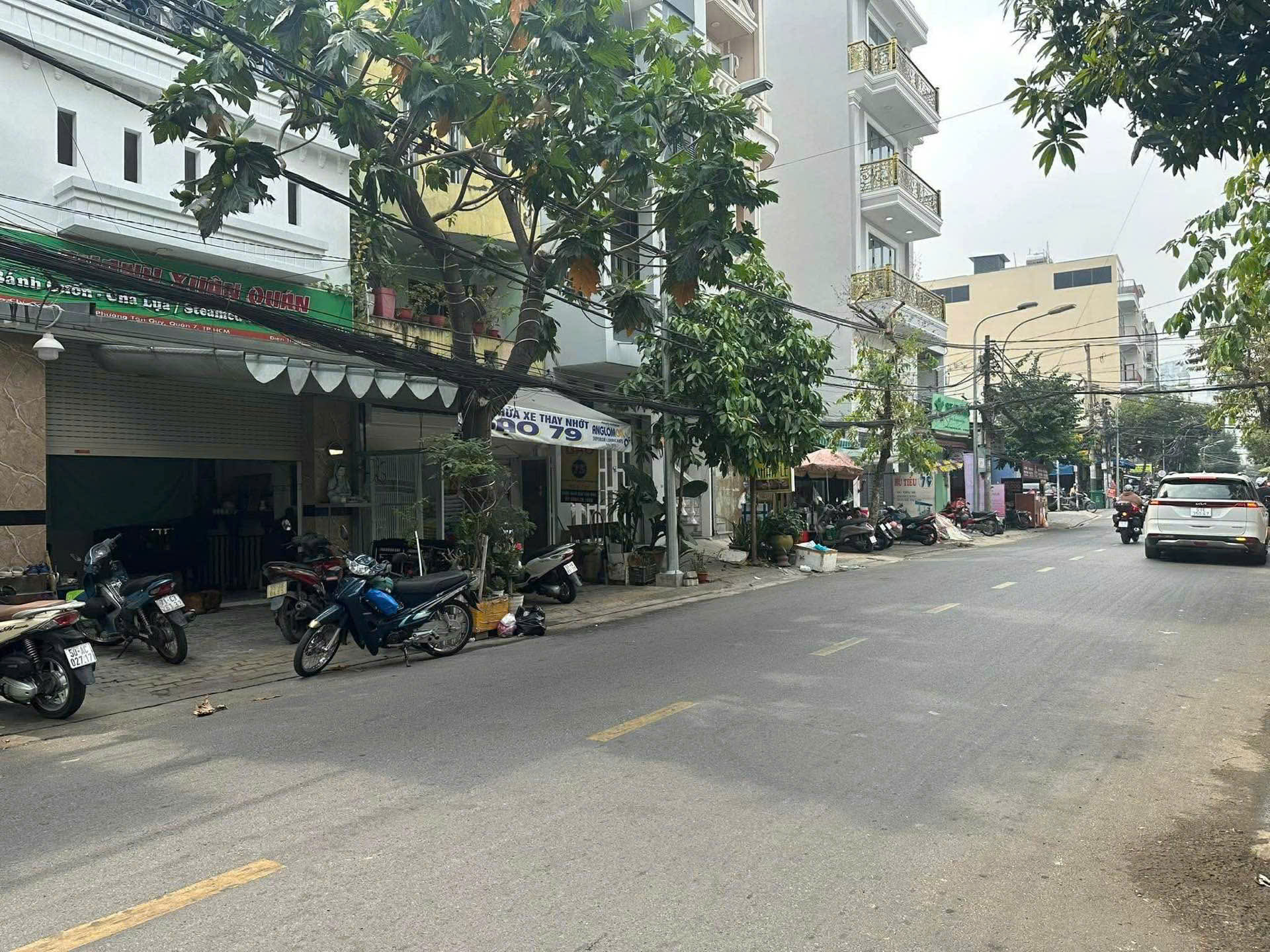  ???? THUẬN AN CƯ – TRUNG TÂM Q7 – 4 TẦNG
 - Q7 – H.ẺM 69 ĐƯỜNG 79 – 4x7 –  6 T.Ỷ 