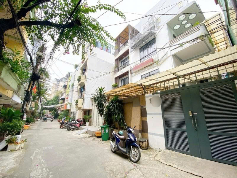  Bán nhà hẻm 8m Ung Văn Khiêm - giao Nguyễn Gia Trí, 8x17m, 3 Tầng - 10PN, hạ 22,9 tỷ. 