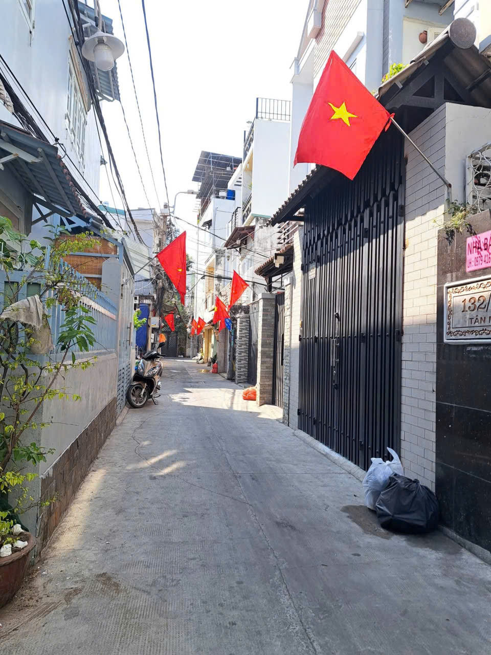  Nhỉnh 3 tỏi❌️ 4 × 14 ❌️.ko quy hoạch Hẻm sach sẽ yên tĩnh. sổ riêng Huỳnh Tấn Phát sát vách Phú Mỹ Hưng 