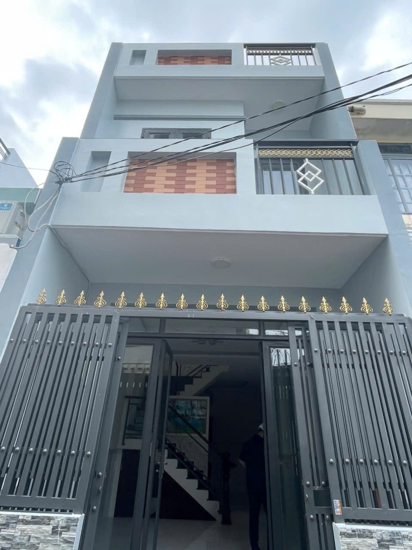  Bán nhà 2 tầng 40m2, 2PN, sổ hồng, 4.7 tỷ, hẻm Trần Xuân Soạn, Q7 