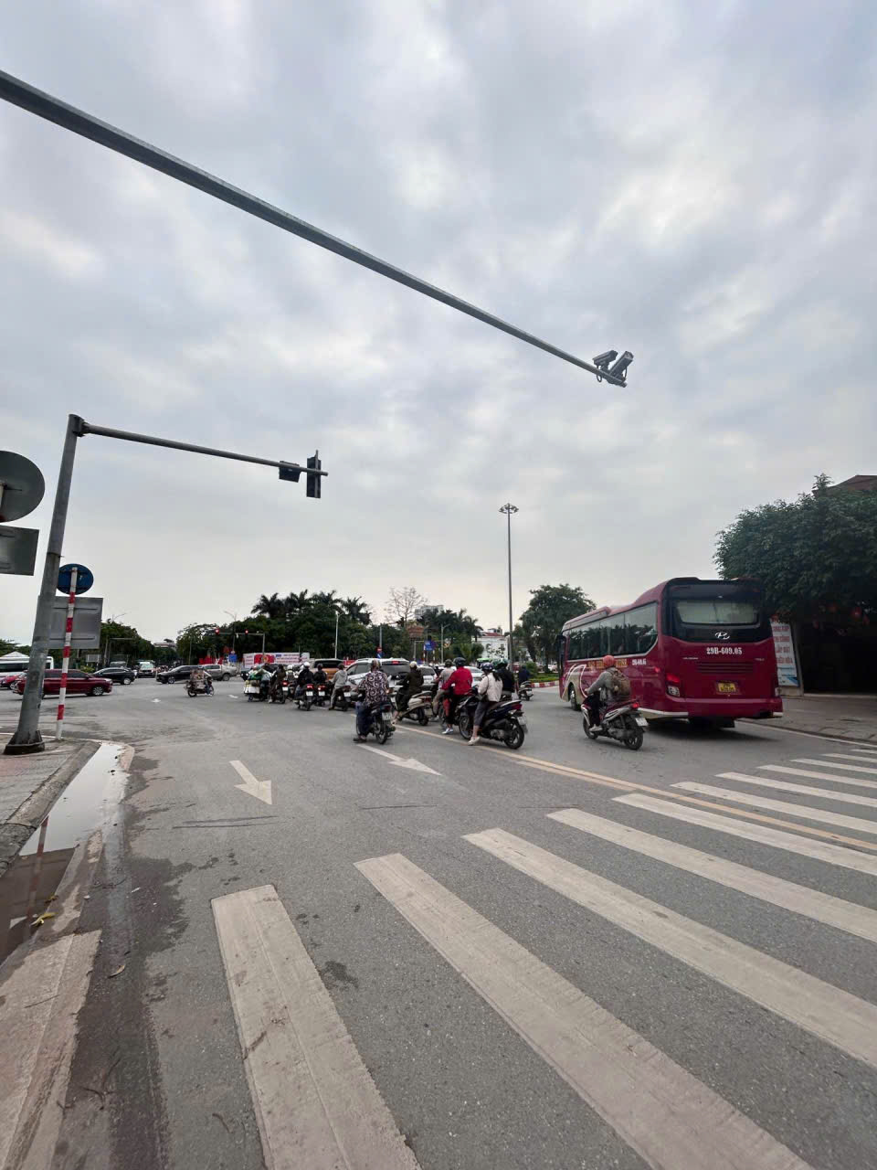  ???? Chính chủ gửi bán 42m² đất trung tâm Thạch Bàn – Cổ Linh, Long Biên. 