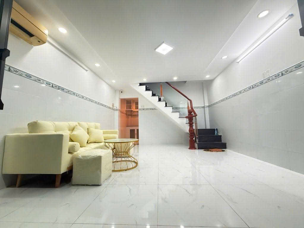  CHỈ XÓT LẠI CĂN GIÁ HẤP DẪN CHỈ 4 TY55 TL CHỐT .  BÙI VĂN  BA.  QUẬN 7. 