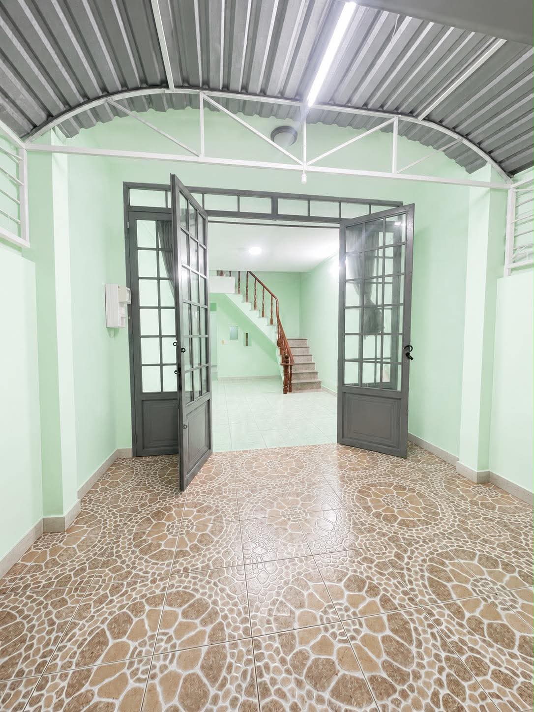  NHÀ DƯƠNG THỊ MƯỜI QUẬN 12– HXH 5M – 3PN – CHỈ 30M RA MẶT TIỀN – GẦN CHỢ HẠT ĐIỀU – CHỈ 4 TỶ 3. 