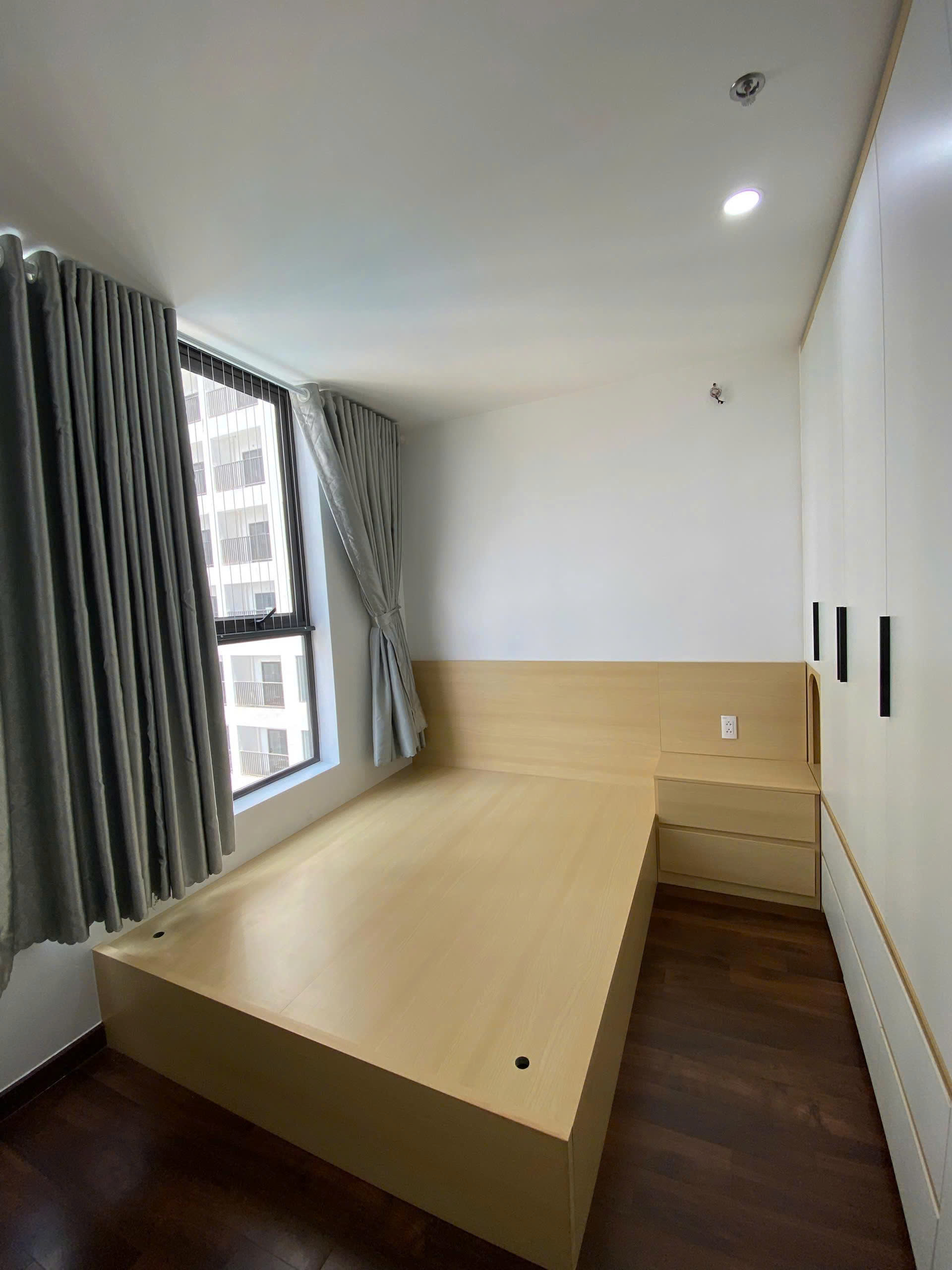  CHÍNH CHỦ CẦN TIỀN ĐẦU TƯ CẦN  BÁN CĂN HỘ BENHILL – PHƯỜNG THUẬN AN, BÌNH DƯƠNG – VIEW HỒ BƠI – FULL NỘI THẤT 