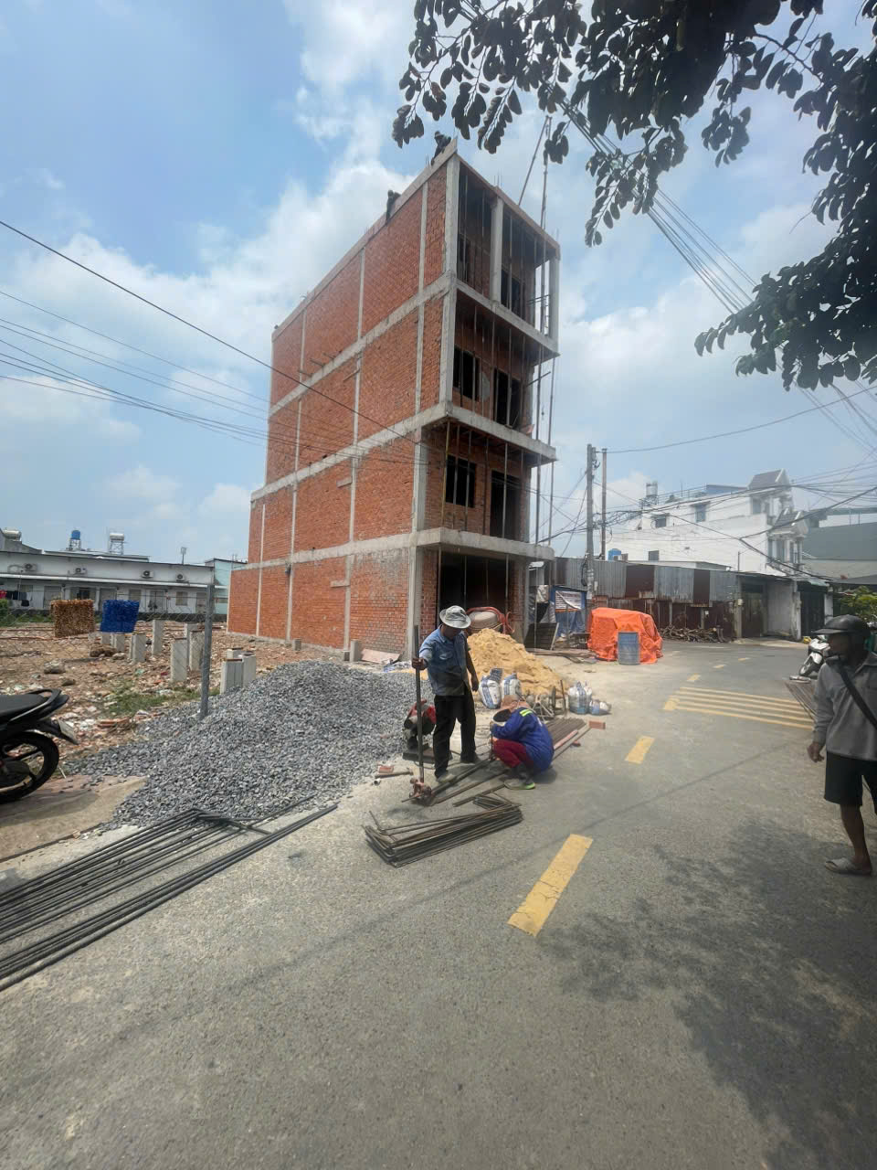  Bán đất mặt tiền 5x20m giá 3,85 tỷ Đường Phạm Thị Tôm 