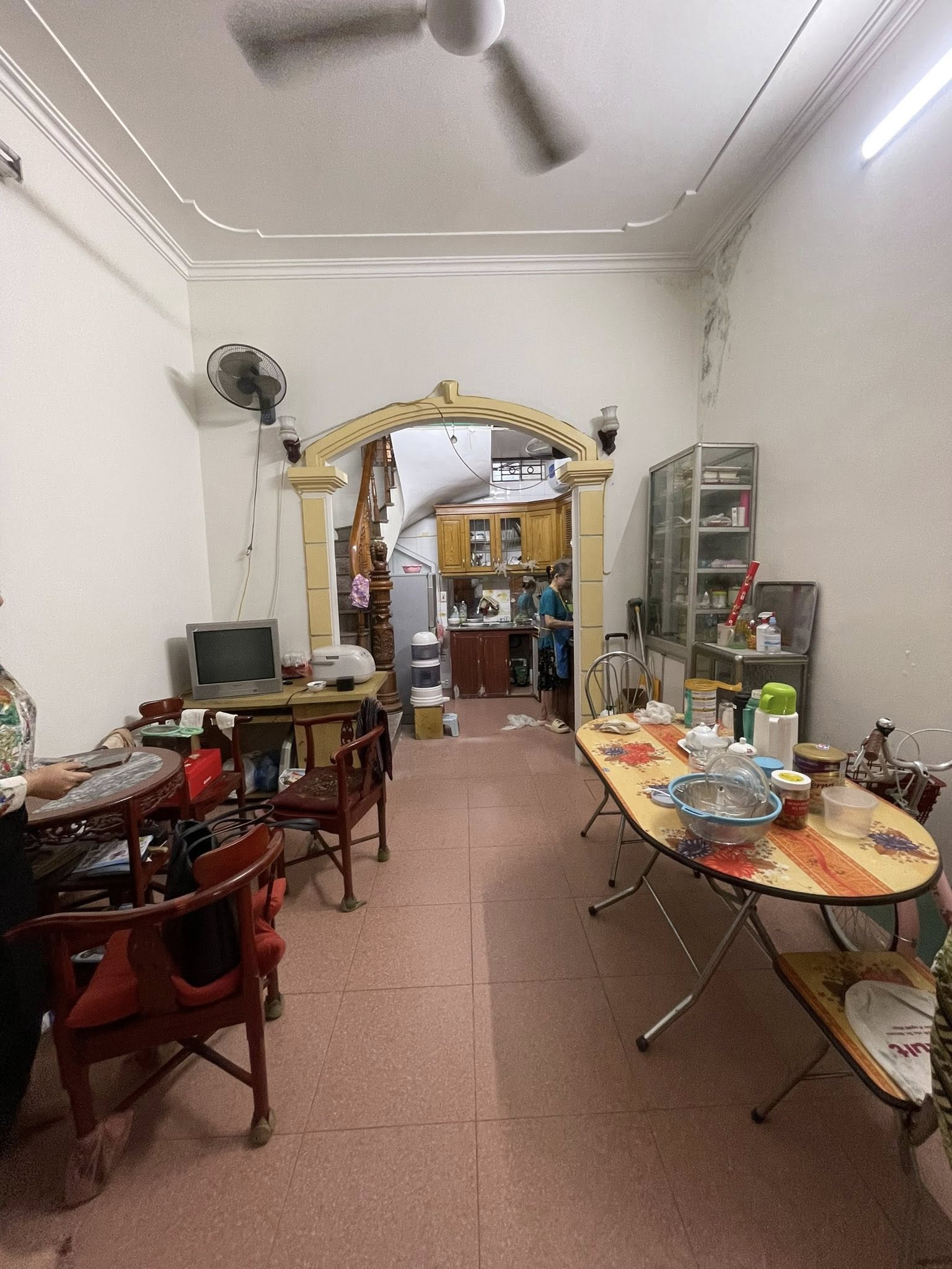  Bán nhà Nguyễn Đình Chiểu, 30m2, 4 tầng, mặt tiền 4.2m, 10.4 tỉ, ngõ rộng xe máy quay đầu 