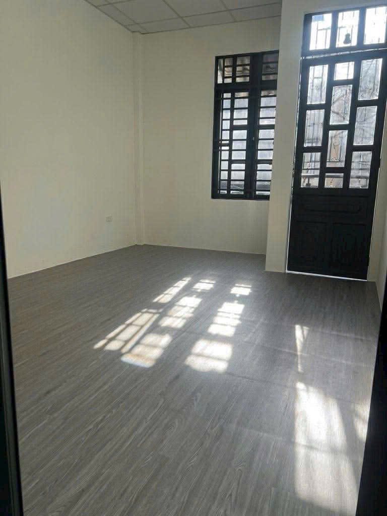  NHÀ 1 SẸT NGẮN 10M RA SONG HÀNH Q12 - DT40M2 - 2 TẦNG - GIÁ  3 TỶ NHĨNH 