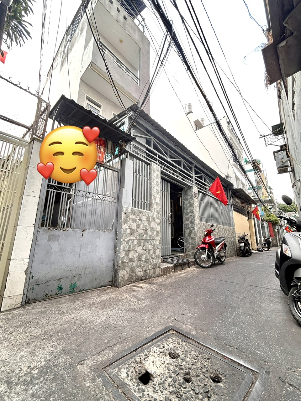  BÁN NHÀ NGAY CHỢ 200 Đ.XÓM CHIẾU- NGANG LỚN 6.3M2- Đ.TÔN ĐẢN- KẾ BÊN KHU ẨM THỰC VĨNH KHÁNH- THÔNG RA HOÀNG DIỆU. 