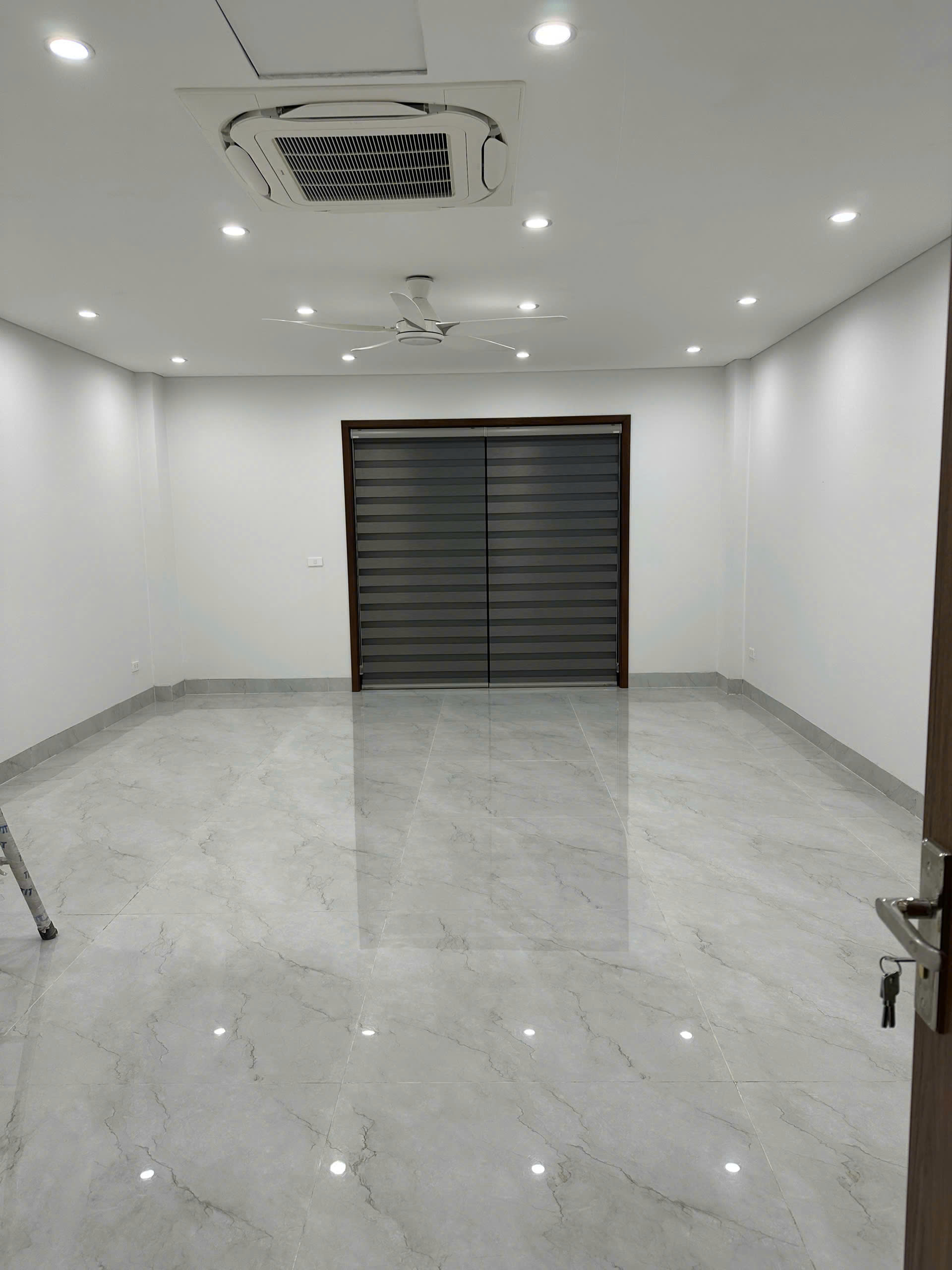 CHÍNH CHỦ CHO THUÊ TẦNG 2 LÀM VĂN PHÒNG TẠI KĐT THANH HÀ , HÀ NỘI 