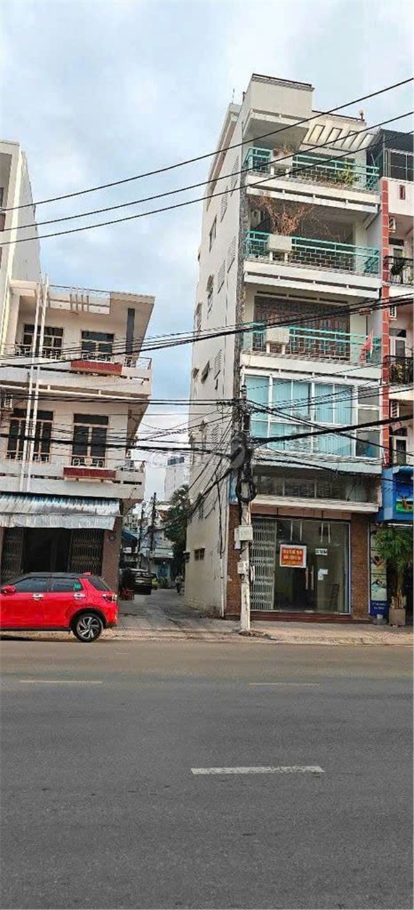  HOT HOT  –CẦN BÁN NHÀ MẶT TIỀN  Số 60 đường Thái Nguyên, Phường Phương Sài, TP.Nha Trang, Khánh Hòa 
