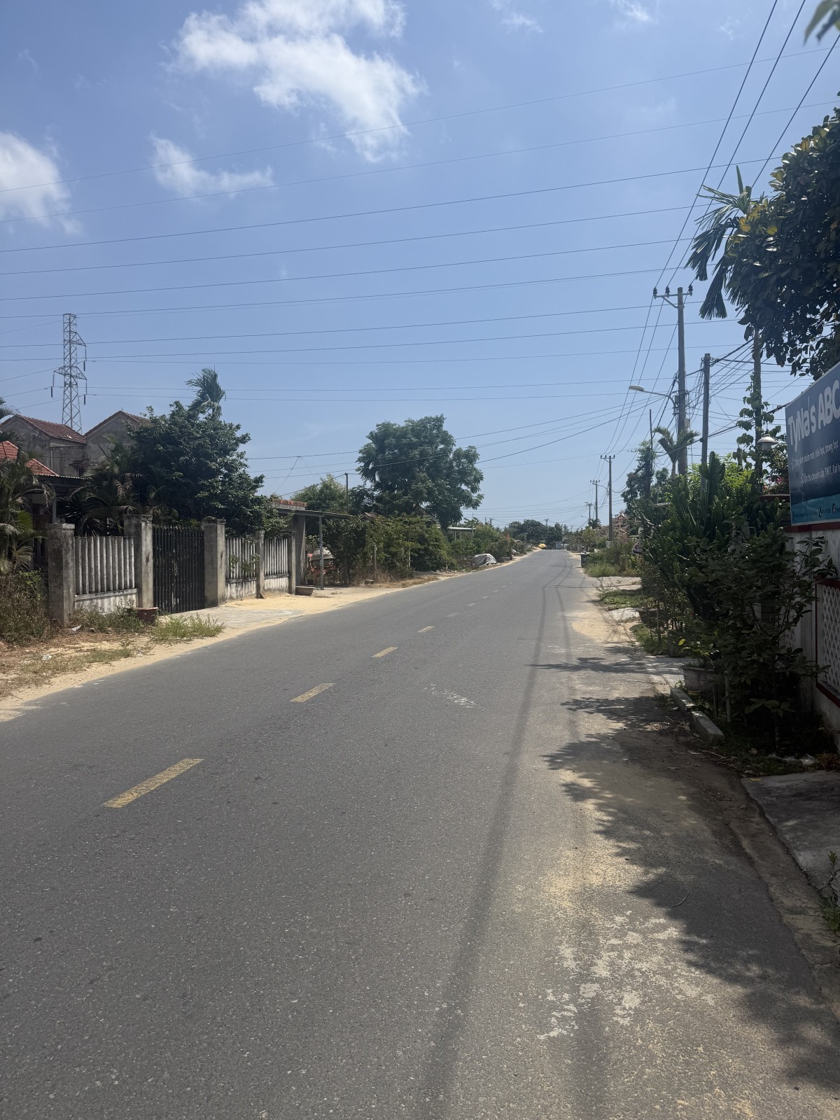  Bán Đất Mặt Tiền Bầu Ốc Thượng Gần 100m2 Đường 10m Chỉ Hơn 3km Đến Hội An 