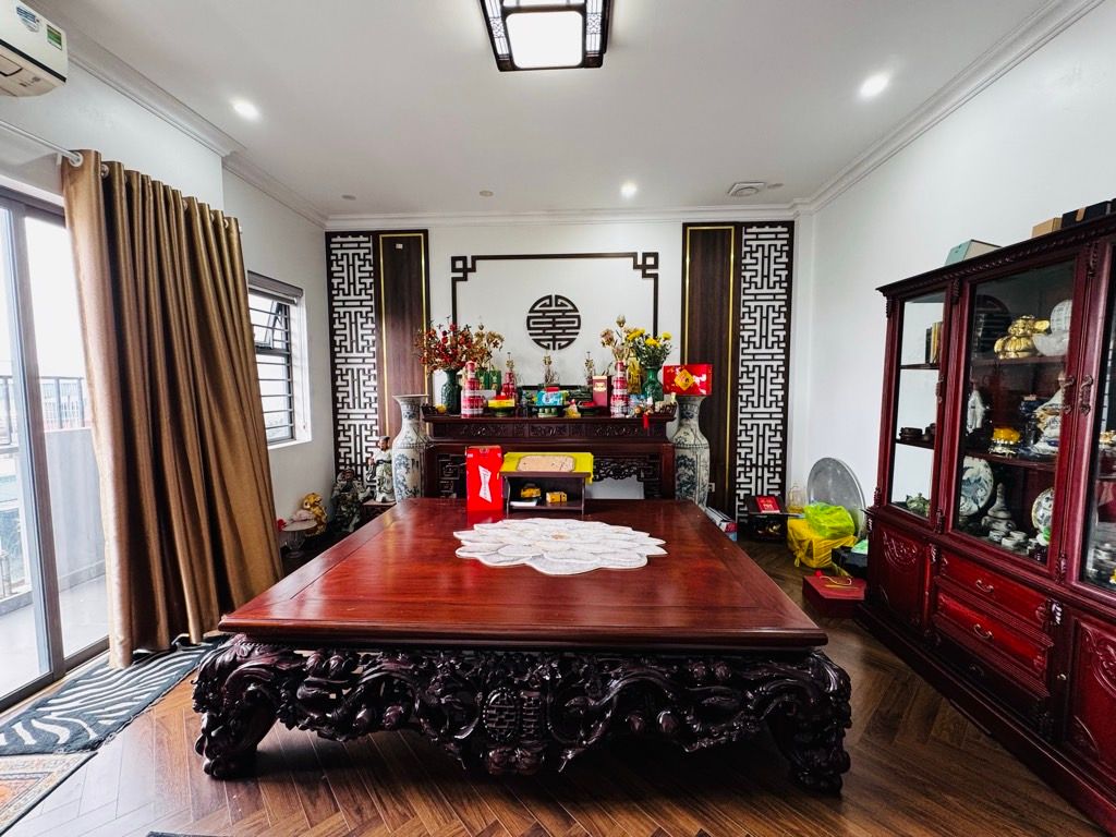  Bán nhà đẹp Nguyễn Sơn- Oto - Thang máy- 80m 6 tầng- full NT nhỉnh 20 tỷ(TL) 