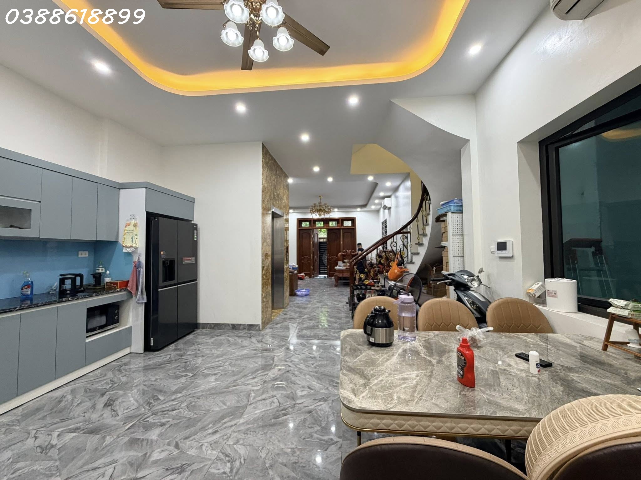 ????PHÂN LÔ NGUYỄN KHANG - CẦU GIẤY - THANG MÁY - MT 6.5M - GẦN Ô TÔ TRÁNH 