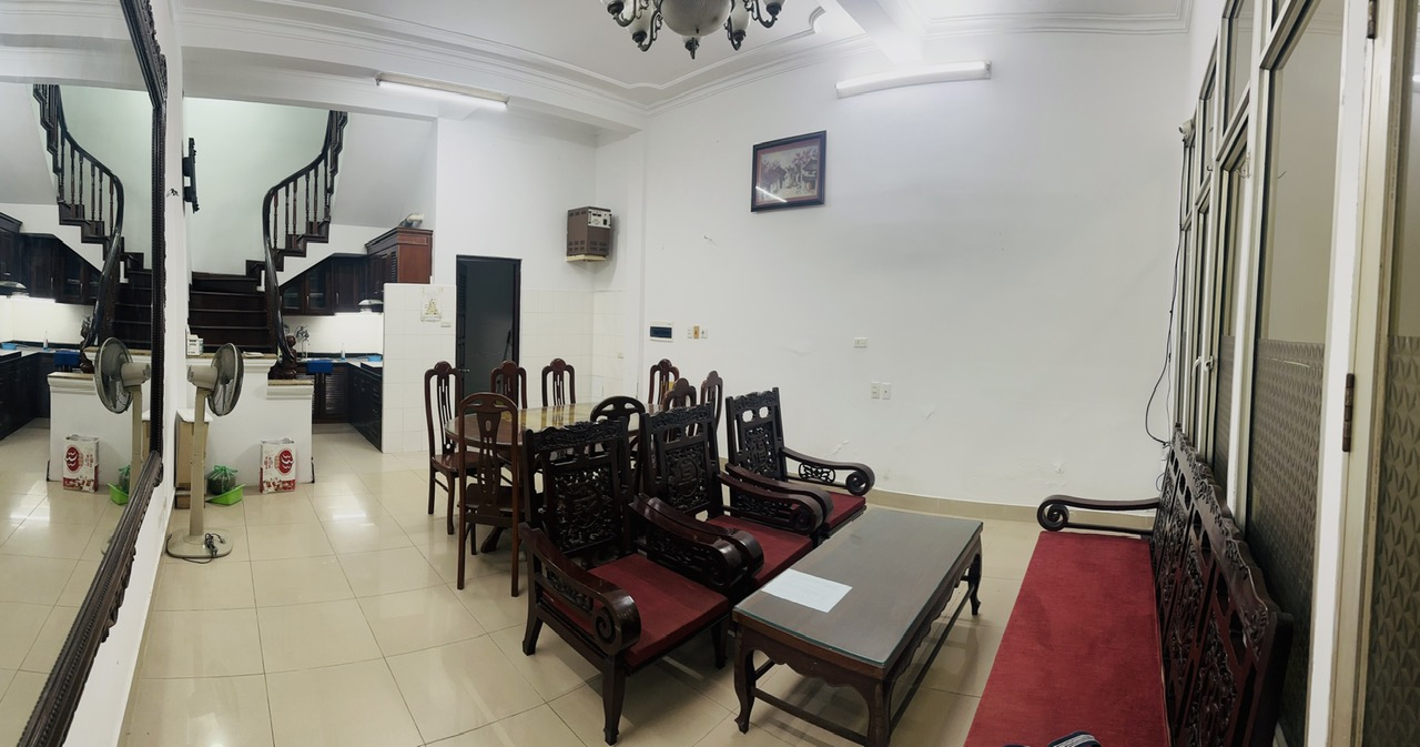  Hoàng Văn Thái vào ở ngay 5 tầng x 56m2, 5 ngủ, chỉ 14.5 triệu ở hộ gia đình 