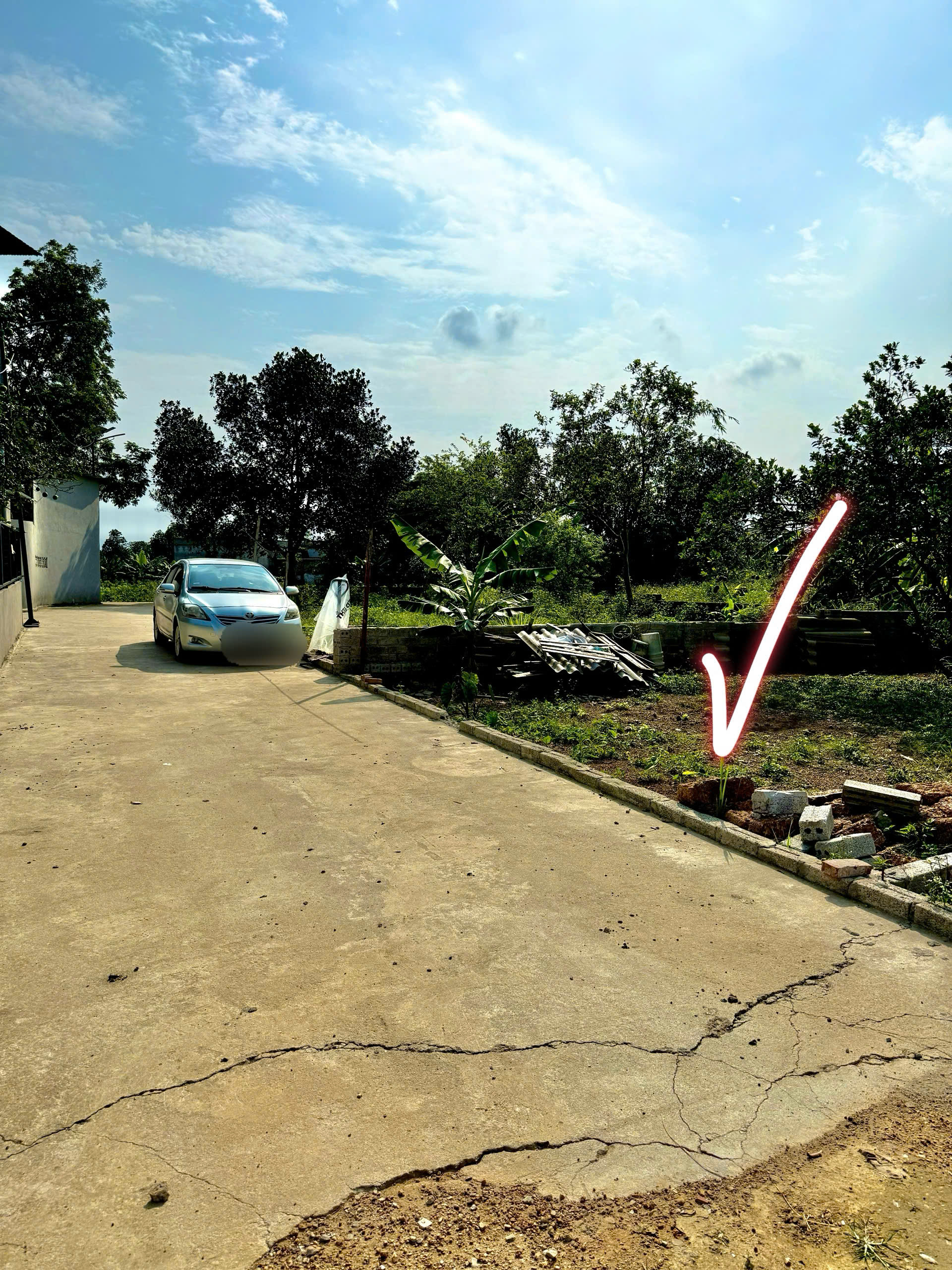  100m Full Thổ Đồi Sen Bình Yên – Mặt Tiền 8,5m Siêu Đẹp 