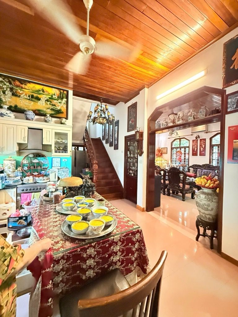  Bán biệt thự vườn Việt Hưng Dân Xây- Nở hậu- Oto 140m 5 tầng nhỉnh 20 tỷ(TL) 