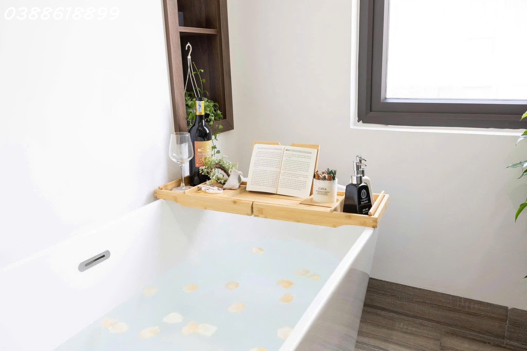  ???? TÒA BUILDING 8 TẦNG XUÂN THỦY - KHU PHÂN LÔ VIP - 4 Ô TÔ TRÁNH - DT 150TR/TH 