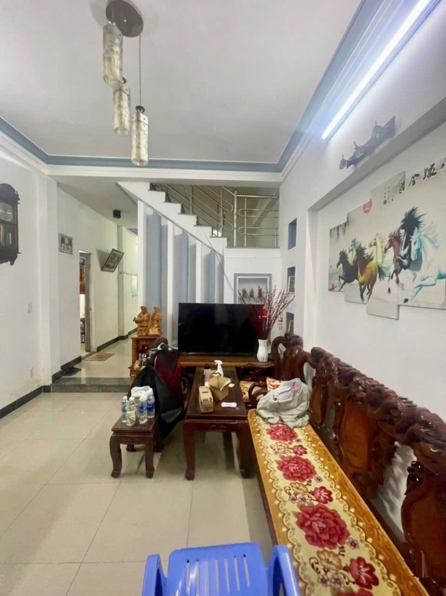  ♪ Nhà sát Núi Thành, Khu Đại Học, 60m2, 3 tầng đúc, 3.9x tỷ 