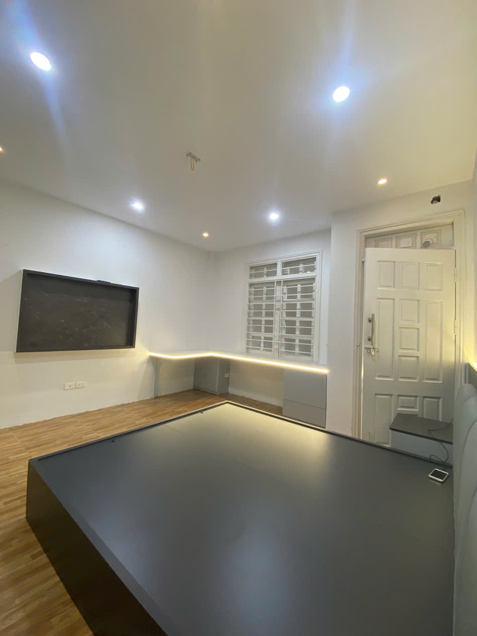  NHÀ NGỌC THỤY – 30M² – 3 TẦNG – Ở NGAY – Ô TÔ QUA CỔNG 
