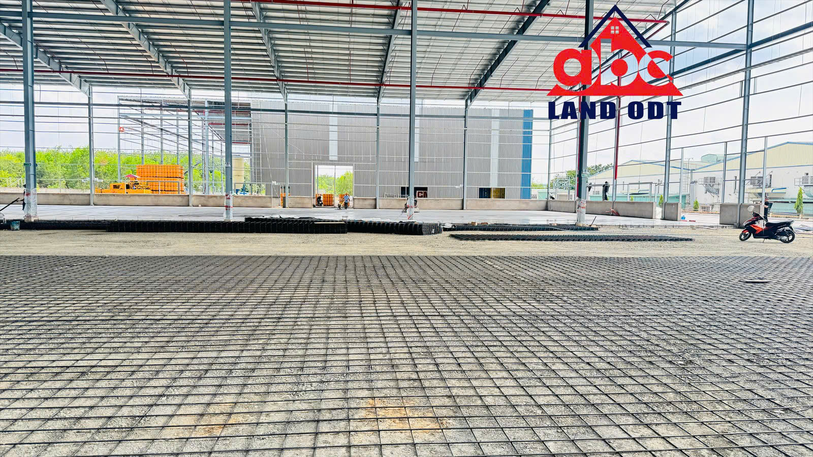  XT111 cho xưởng sản xuất, khung thép tiền chế, thu hút nhiều ngành nghề CNC. giao liền 