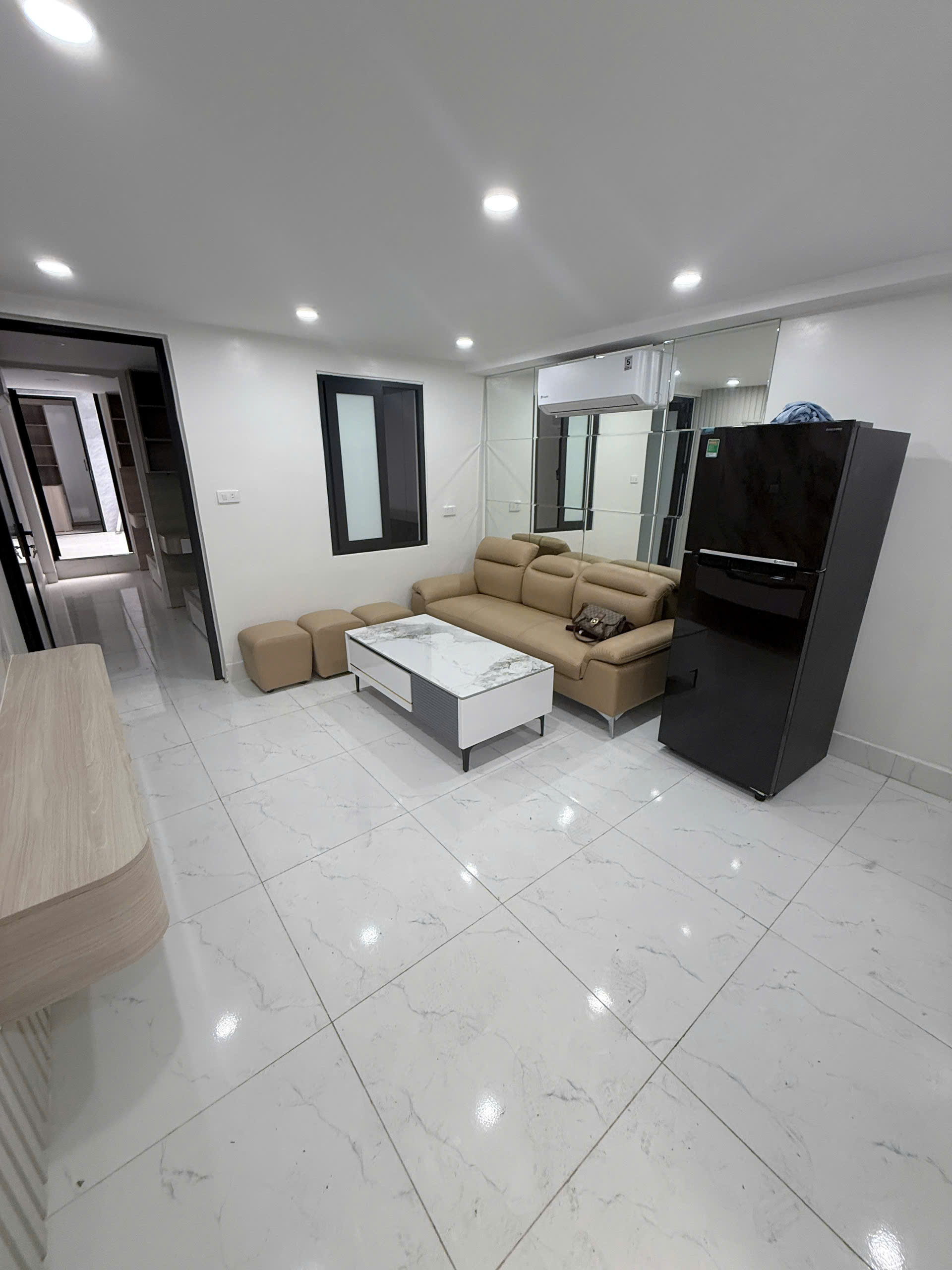  BÁN CĂN TẬP THỂ TẦNG 1 PHỐ KIM MÃ , BA ĐÌNH, HÀ NỘI – 70M² – 3 NGỦ – GIÁ 5 TỶ 