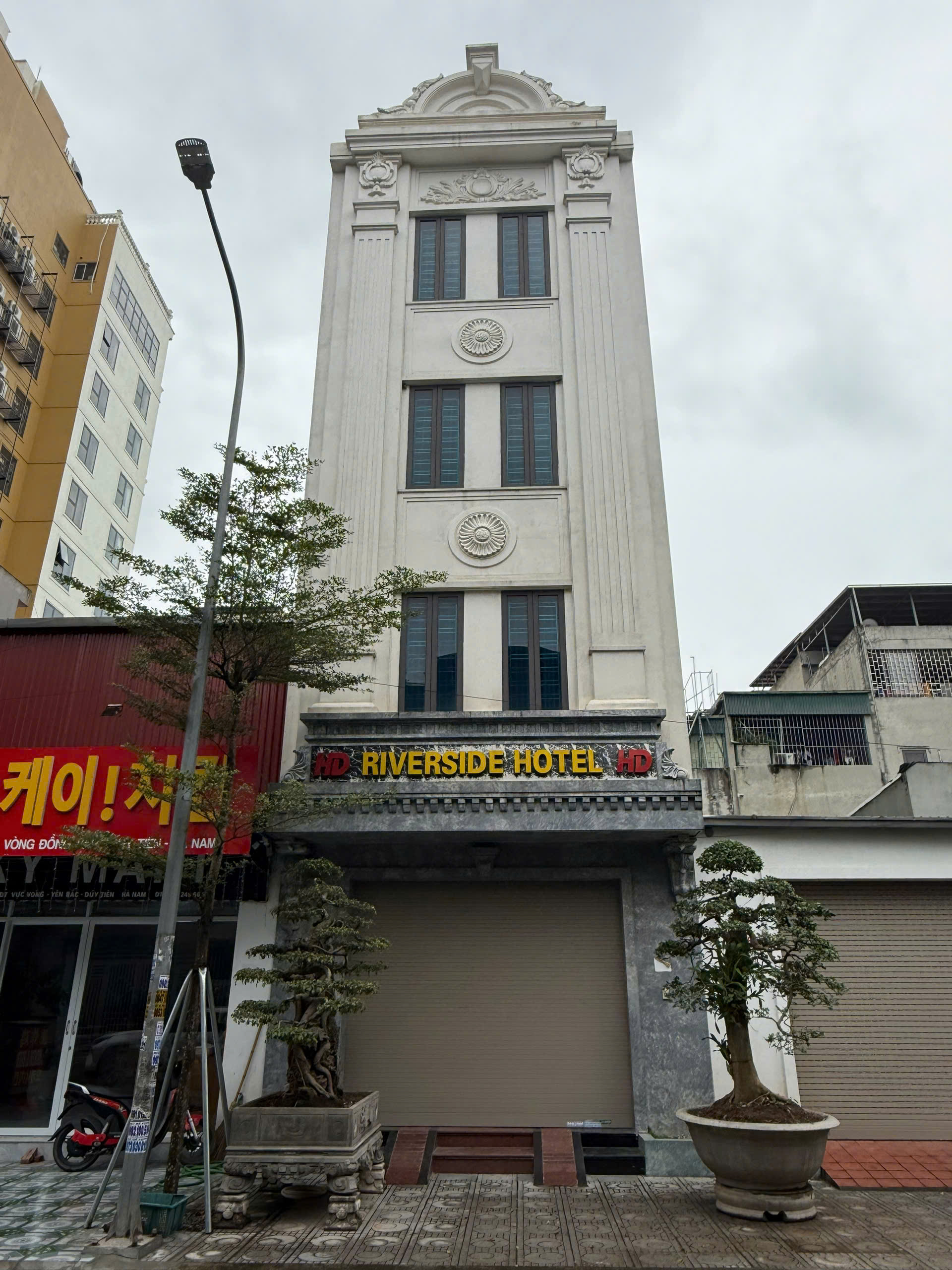  CHO THUÊ TÒA NHÀ KHU SÂN BÓNG ĐỒNG VĂN, HÀ NAM 