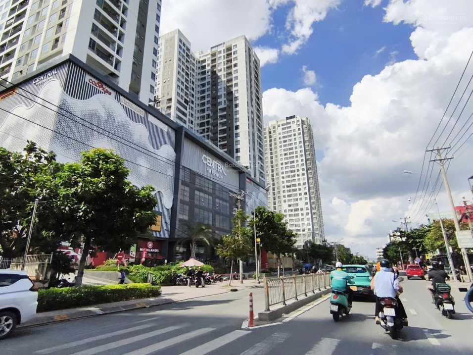  NHÀ KHU VIP QUẬN 8 KHÔNG GIAN SÔNG LÝ TƯỞNG 120m² GẦN RMIT & TRUNG SƠN GIÁ CỰC TỐT 