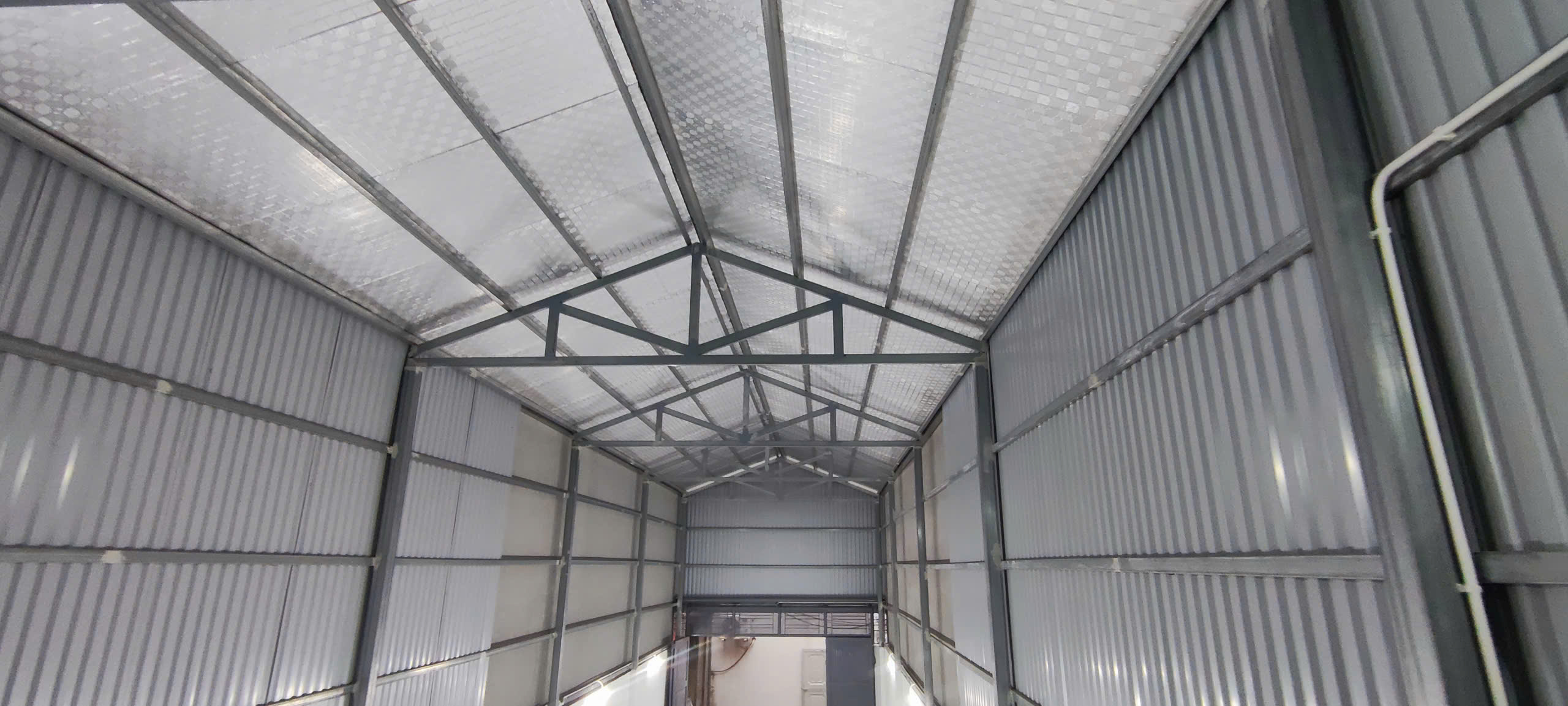  Cho thuê nhà xưởng mới đẹp 100m² tại Đông Mỹ, Thanh Trì – Ô tô lớn vào tận nơi 