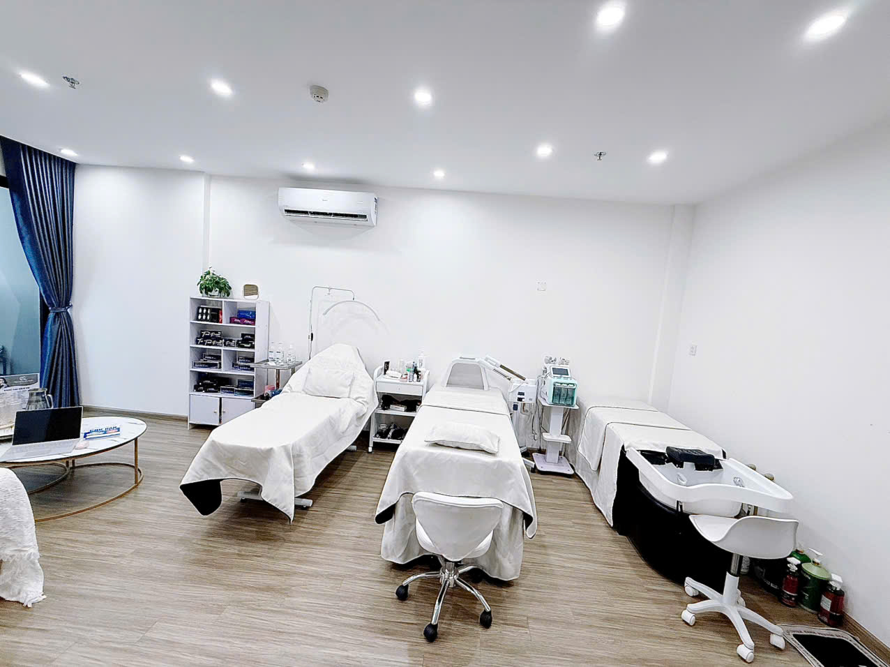  SHARE MẶT BẰNG CHO MOM LÀM MI – MÀY – SPA -  Vinhomes Smart City NAM TỪ LIÊN, HÀ NỘI 