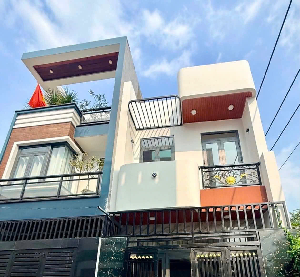  NHÀ PHÂN LÔ DÂN TRÍ CAO – TỈNH LỘ 43, TP. Thủ Đức, TP. Hồ Chí Minh– FULL NỘI THẤT CAO CẤP – CHỈ 4 TỶ NHỈNH 