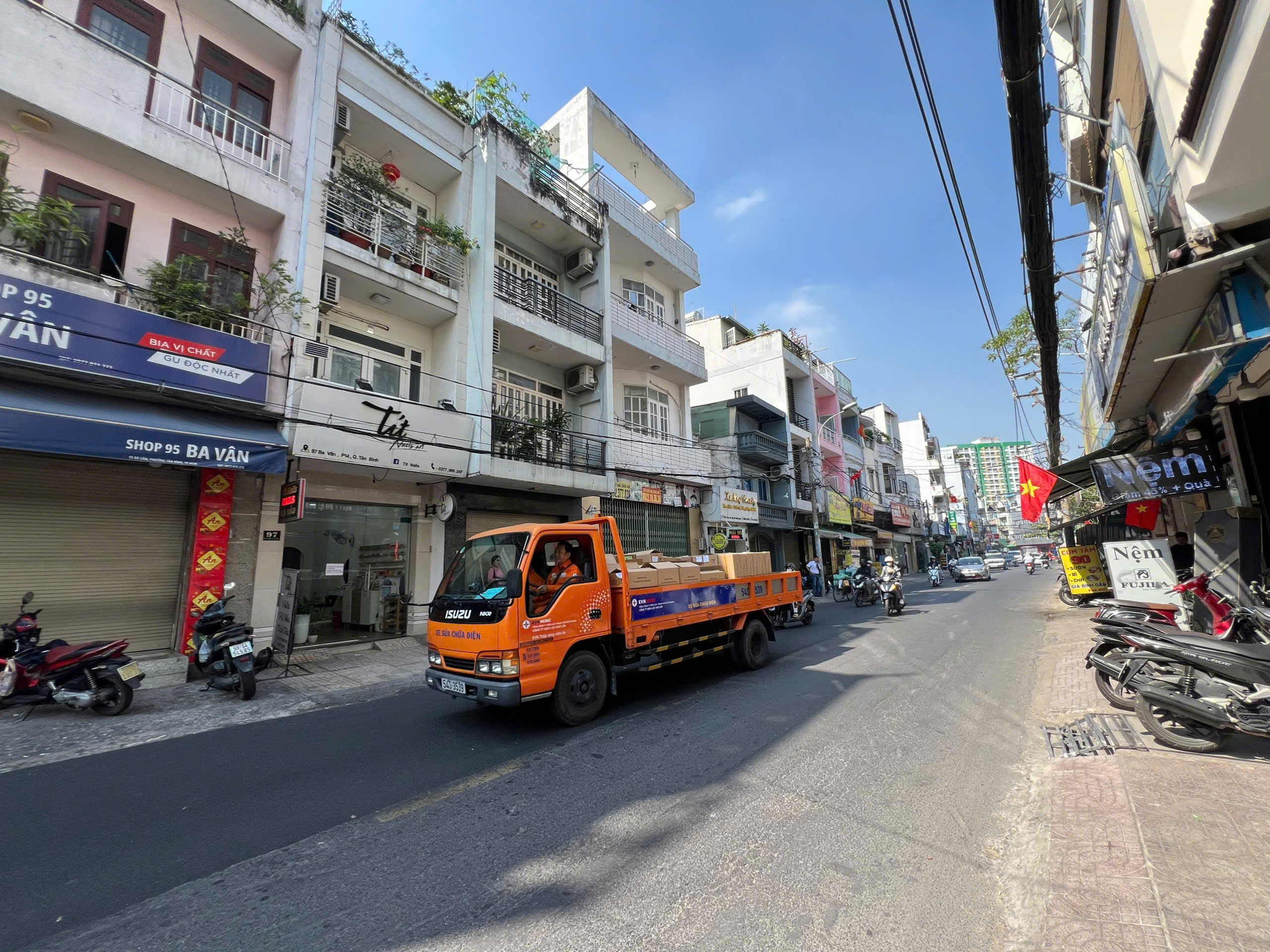  Nhà Mặt tiền 99 Ba Vân Tân Bình 53m² Sổ Đỏ 4 Tầng 4PN - Giá Rẻ Hơn Thị Trường 13.8 Tỷ! 